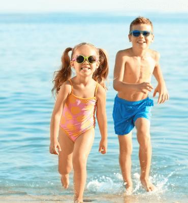 👦✨ Summer 2026 – Kids rule! ✨👧 Invisa Hotel Club Cala Blanca*** Es Figueral Beach 👦✨ Summer 2026 – Kids rule! ✨👧 Invisa Hotel Club Cala Blanca*** Es Figueral Beach