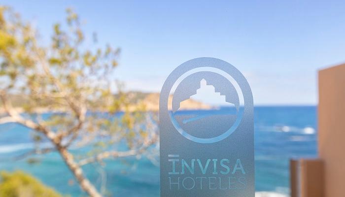 Celebra la primavera con nosotros Invisa Hotel Club Cala Verde**** Playa Es Figueral Celebra la primavera con nosotros Invisa Hotel Club Cala Verde**** Playa Es Figueral
