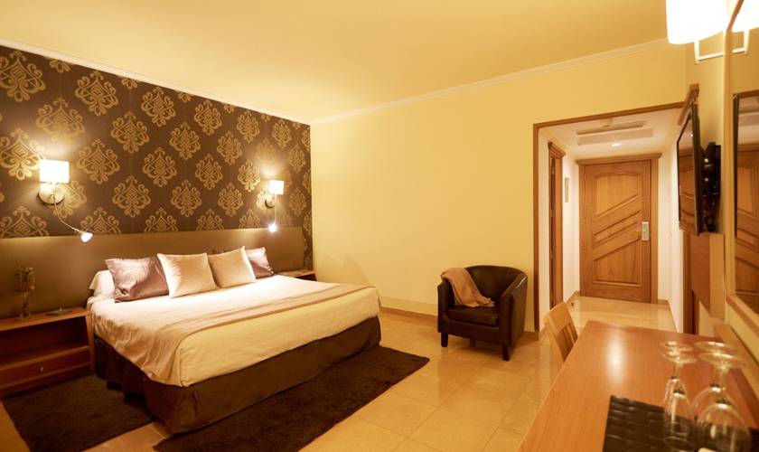 Suite junior Invisa Hotel La Cala Santa Eulalia Suite junior Invisa Hotel La Cala Santa Eulalia