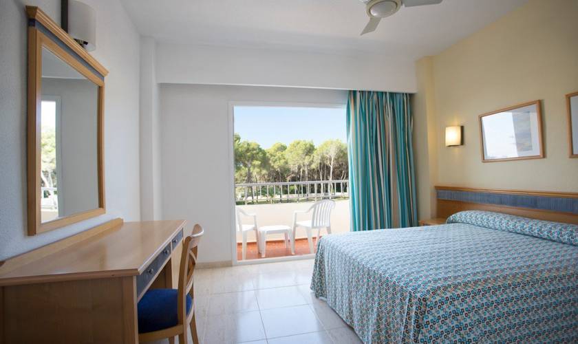 Standard double with pool view Invisa Hotel Ereso Es Canar Beach Standard double with pool view Invisa Hotel Ereso Es Canar Beach