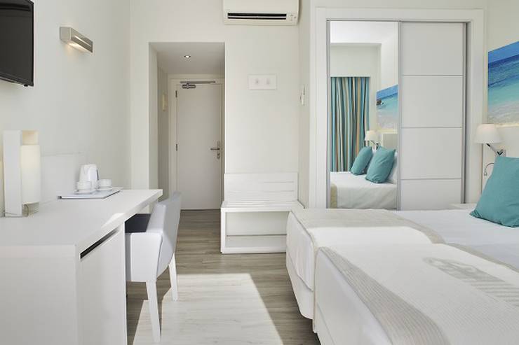 Inspire room Invisa Hotel Es Pla - Adults Only San Antonio