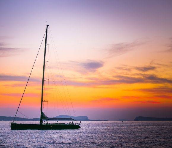 Boat excursions in Ibiza: The best trips out on the water Invisa Hotels
