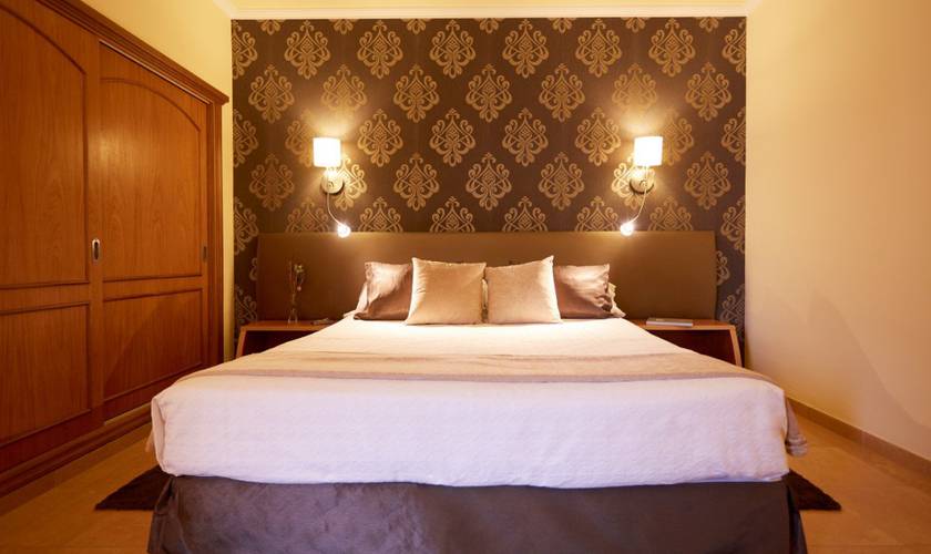 Suite junior Invisa Hotel La Cala Santa Eulalia Suite junior Invisa Hotel La Cala Santa Eulalia
