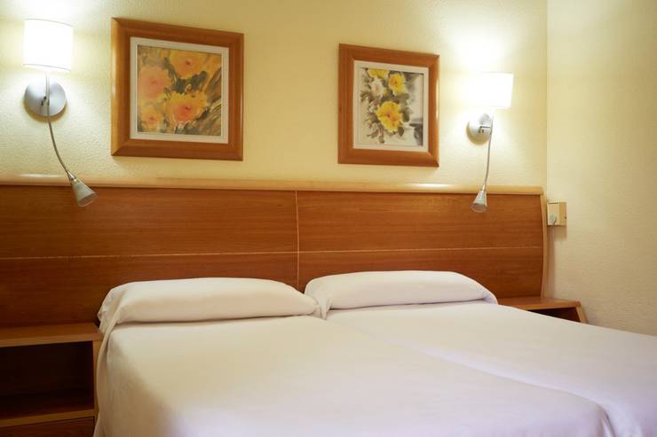 Doppelzimmer mit poolblick Invisa Hotel La Cala Santa Eulalia