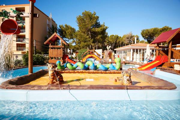 Kinderbecken Invisa Hotel Ereso Es Canar Beach Kinderbecken Invisa Hotel Ereso Es Canar Beach