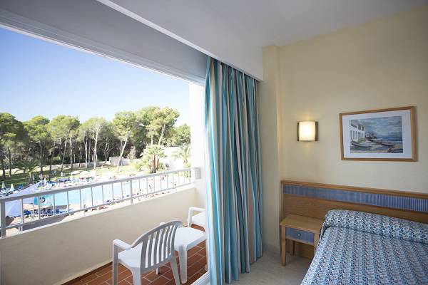 Standard pool view 2+1 Invisa Hotel Ereso in Es Canar Beach