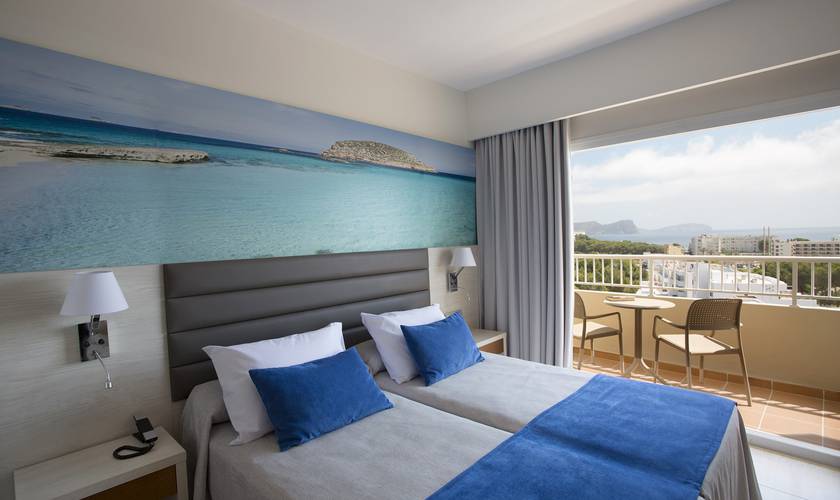 Superior double with sea views Invisa Hotel Ereso Es Canar Beach Superior double with sea views Invisa Hotel Ereso Es Canar Beach