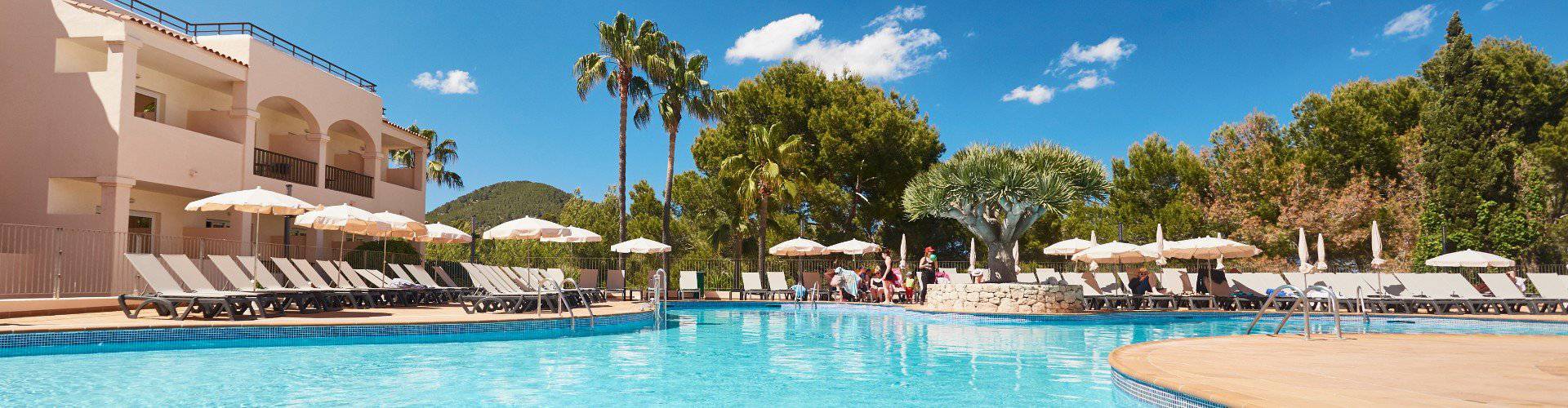 Offerte Invisa Hotel Club Cala Blanca Playa Es Figueral