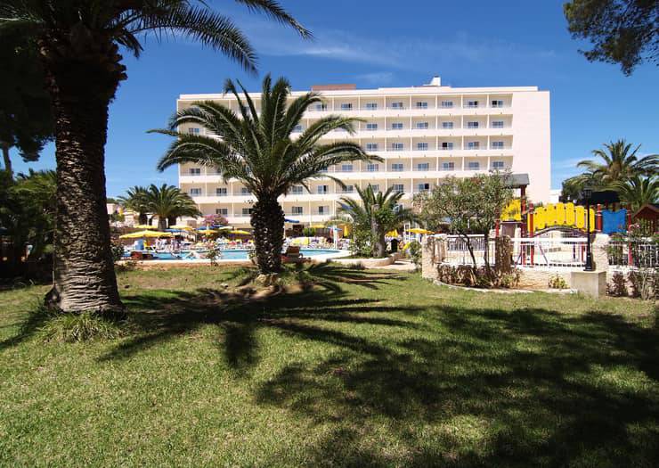 Enjoy es canar with a discount! Invisa Hotel Ereso Es Canar Beach