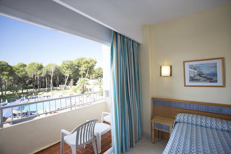 Standard pool view 2+1 Invisa Hotel Ereso Es Canar Beach Standard pool view 2+1 Invisa Hotel Ereso Es Canar Beach