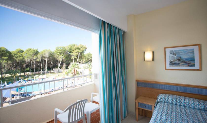 Standard double with pool view Invisa Hotel Ereso Es Canar Beach Standard double with pool view Invisa Hotel Ereso Es Canar Beach
