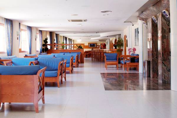 24 stunden rezeption Invisa Hotel Ereso Es Canar Beach 24 stunden rezeption Invisa Hotel Ereso Es Canar Beach
