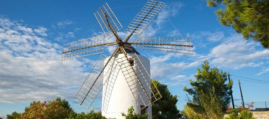 Santa Eulalia holidays, the perfect plan for Ibiza Invisa Hotels Santa Eulalia holidays, the perfect plan for Ibiza Invisa Hotels