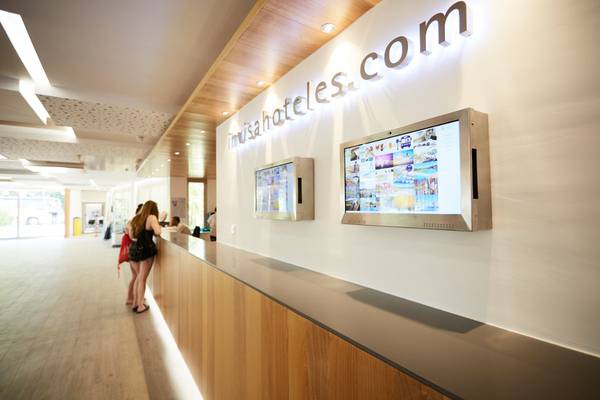 Recepción 24 horas Invisa Hotel Es Pla - Adults Only San Antonio Recepción 24 horas Invisa Hotel Es Pla - Adults Only San Antonio