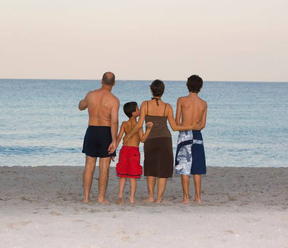 Visiting Ibiza with children: A good or bad idea? Invisa Hotels Visiting Ibiza with children: A good or bad idea? Invisa Hotels