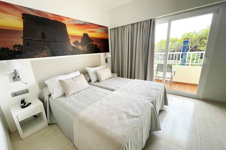 Inspire room pool view Invisa Hotel Ereso Es Canar Beach Inspire room pool view Invisa Hotel Ereso Es Canar Beach
