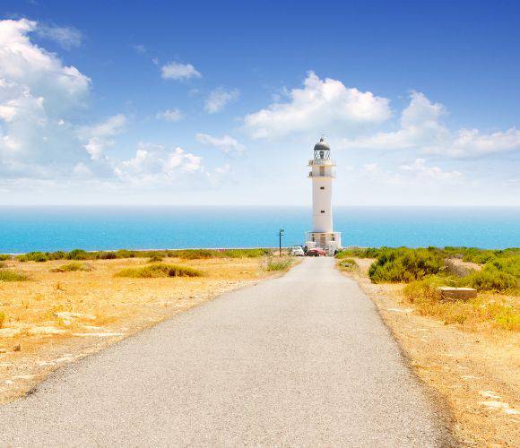 ¿Cómo ir a Formentera desde Ibiza? Invisa Hoteles