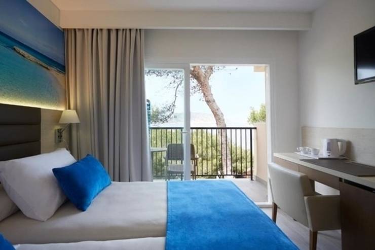 Doppia superior vista mare Invisa Hotel Club Cala Blanca Playa Es Figueral Doppia superior vista mare Invisa Hotel Club Cala Blanca Playa Es Figueral