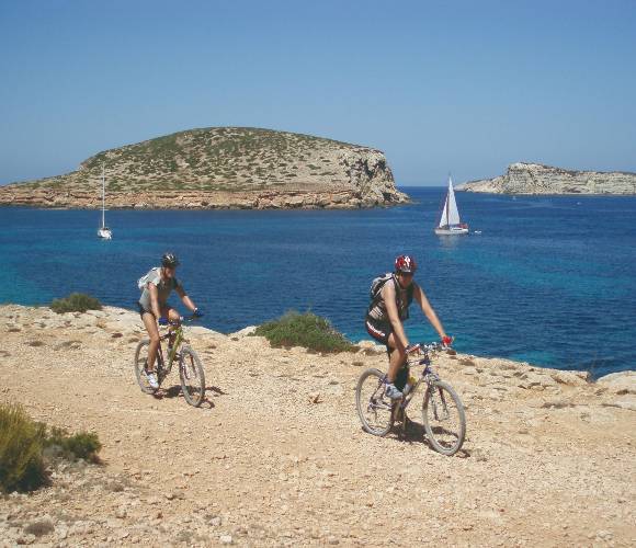 Bike rides and cycling routes in Ibiza Invisa Hotels