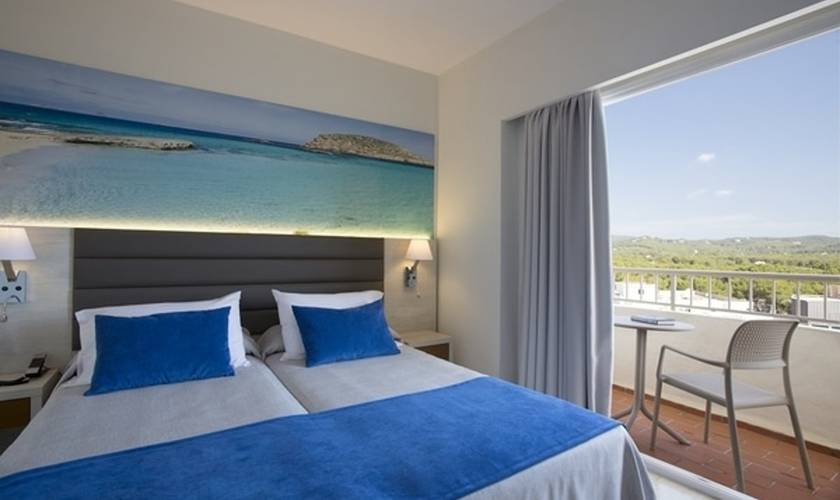 Superior double Invisa Hotel Ereso Es Canar Beach Superior double Invisa Hotel Ereso Es Canar Beach