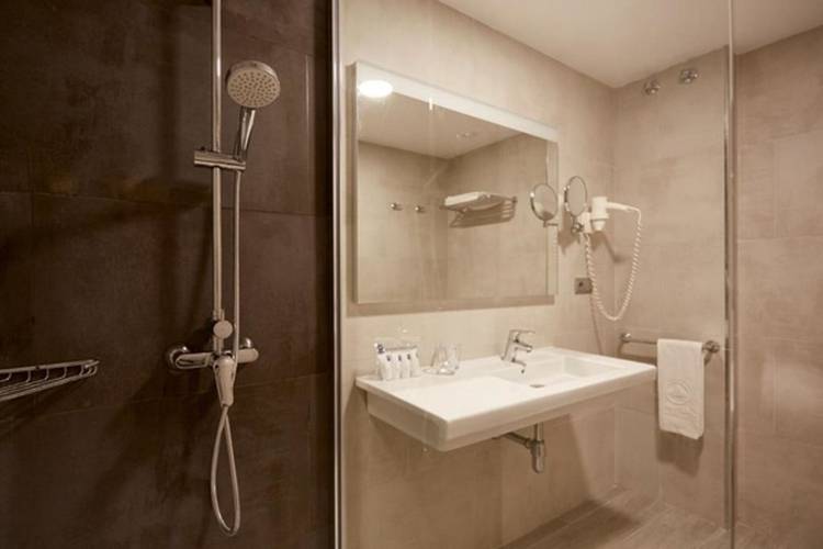 Doppia superior Invisa Hotel Club Cala Blanca Playa Es Figueral Doppia superior Invisa Hotel Club Cala Blanca Playa Es Figueral