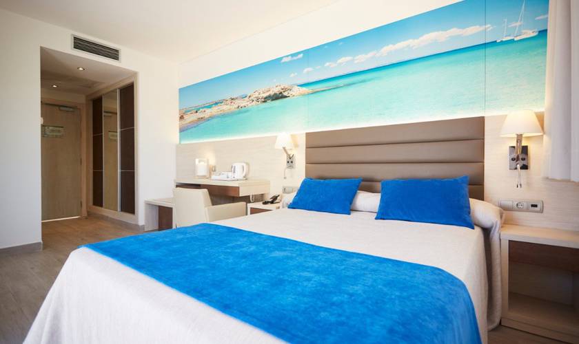 Superior-premium-zimmer Invisa Hotel Cala Verde Es Figueral Beach