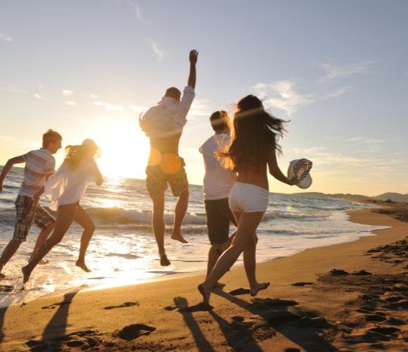 Yellow Day à Ibiza : que faire durant la journée la plus joyeuse Invisa Hôtels Yellow Day à Ibiza : que faire durant la journée la plus joyeuse Invisa Hôtels