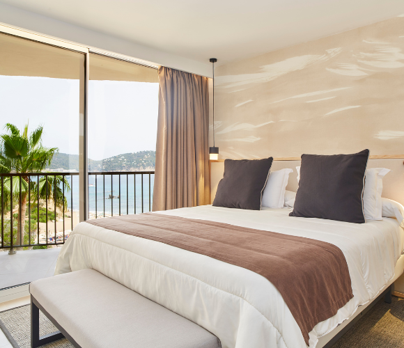 Chambre standard ou supérieure à Ibiza ? Le guide complet Invisa Hôtels Chambre standard ou supérieure à Ibiza ? Le guide complet Invisa Hôtels