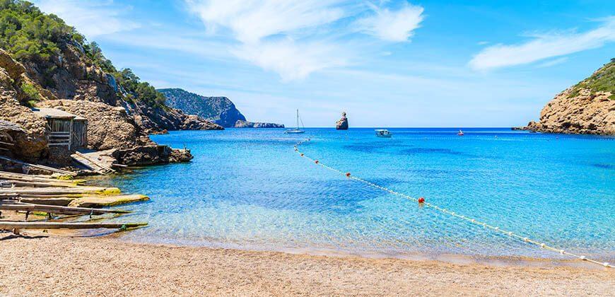 Los tambores de Benirrás, un espectáculo único en Ibiza Invisa Hoteles Los tambores de Benirrás, un espectáculo único en Ibiza Invisa Hoteles