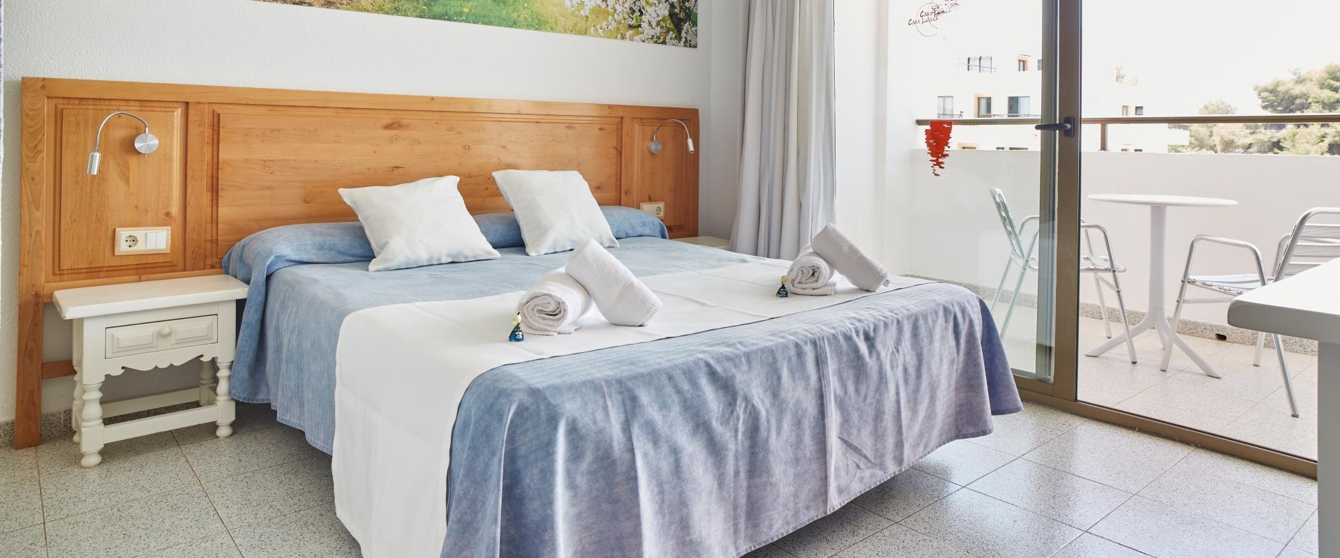 Aptos. Casa Luís by Invisa Santa Eulalia Aptos. Casa Luís by Invisa Santa Eulalia