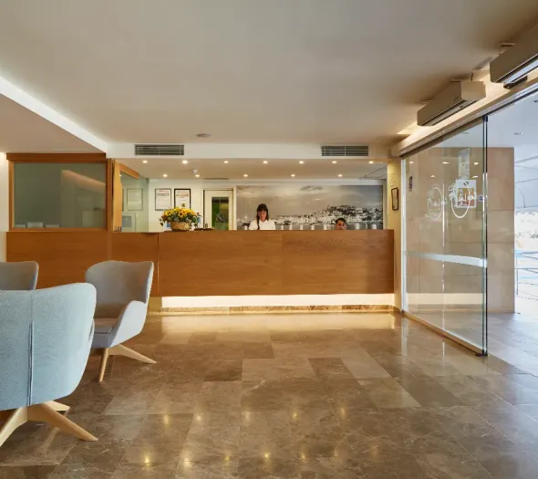 24-hour reception Invisa Aparthotel Casa Luis**** Santa Eulalia 24-hour reception Invisa Aparthotel Casa Luis**** Santa Eulalia