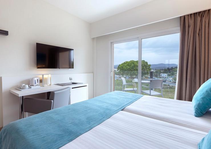 Suite Invisa Hotel Es Pla - Adults Only **** San Antonio Suite Invisa Hotel Es Pla - Adults Only **** San Antonio