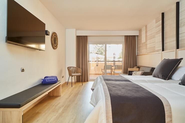 Iconic Invisa Hotel Club Cala Blanca*** Playa Es Figueral Iconic Invisa Hotel Club Cala Blanca*** Playa Es Figueral