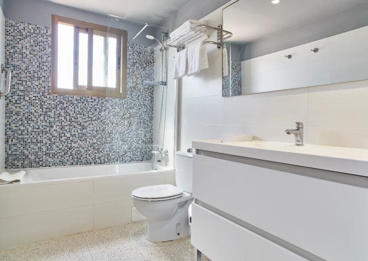 Premium Apartment 4+2 Pool View Invisa Hotel Casa Luis**** Santa Eulalia Premium Apartment 4+2 Pool View Invisa Hotel Casa Luis**** Santa Eulalia