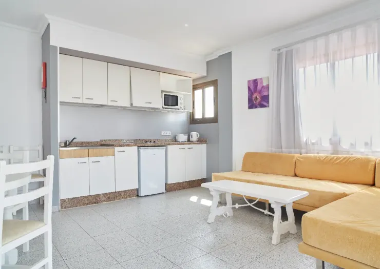 Premium Apartment 4+2 Pool View Invisa Aparthotel Casa Luis**** Santa Eulalia Premium Apartment 4+2 Pool View Invisa Aparthotel Casa Luis**** Santa Eulalia