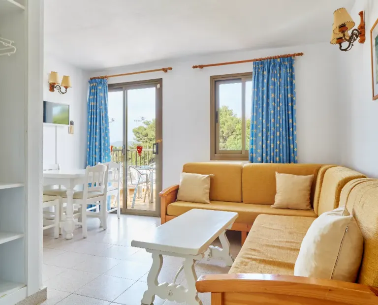 Appartement 2+2 avec vue sur la piscine Aptos. Casa Luís by Invisa Santa Eulalia Appartement 2+2 avec vue sur la piscine Aptos. Casa Luís by Invisa Santa Eulalia