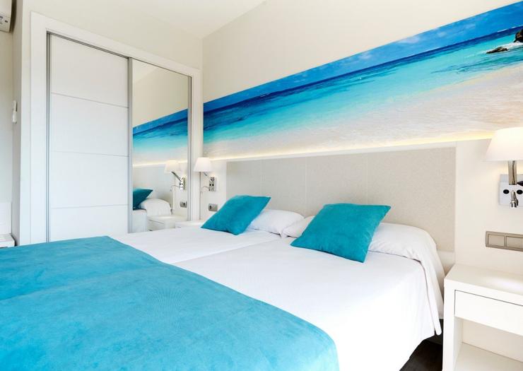 Premium Superior Pool View Invisa Hotel Es Pla - Adults Only **** San Antonio Premium Superior Pool View Invisa Hotel Es Pla - Adults Only **** San Antonio