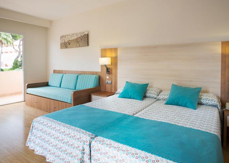 Premium Invisa Hotel Club Cala Blanca*** Playa Es Figueral Premium Invisa Hotel Club Cala Blanca*** Playa Es Figueral