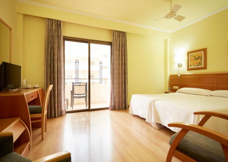 Doble Vista Piscina Invisa Hotel La Cala**** Santa Eulalia Doble Vista Piscina Invisa Hotel La Cala**** Santa Eulalia