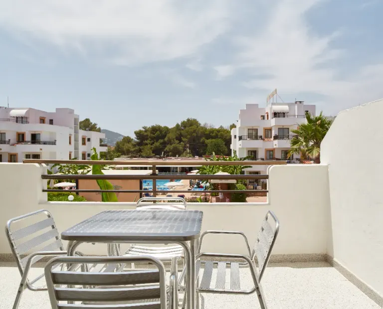 Premium Apartment 2+2 Pool View Invisa Aparthotel Casa Luis**** Santa Eulalia Premium Apartment 2+2 Pool View Invisa Aparthotel Casa Luis**** Santa Eulalia
