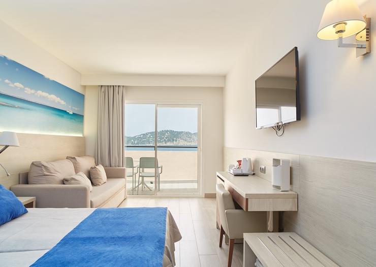 Premium Superior Vista Mar Invisa Hotel Club Cala Blanca**** Playa Es Figueral Premium Superior Vista Mar Invisa Hotel Club Cala Blanca**** Playa Es Figueral