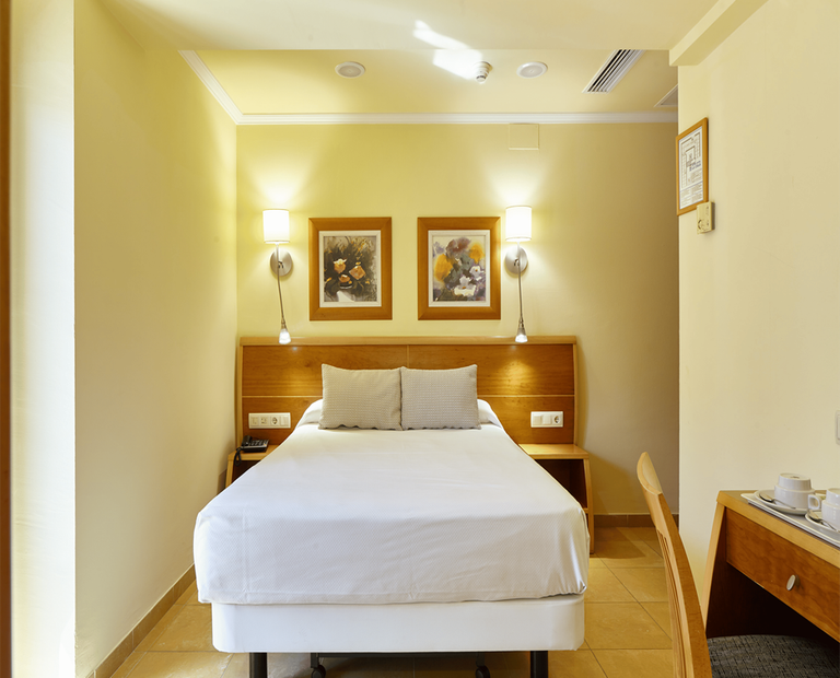 Individuelle Invisa Hotel La Cala**** Santa Eulalia Individuelle Invisa Hotel La Cala**** Santa Eulalia