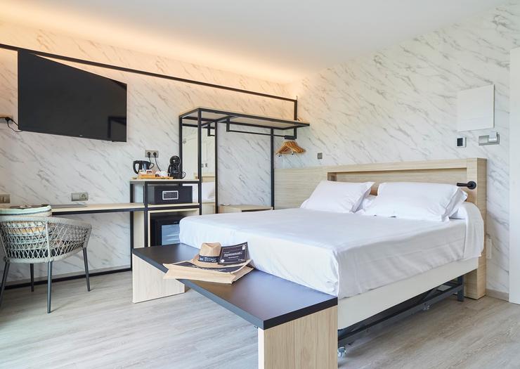 Iconic Invisa Hotel Es Pla - Adults Only **** San Antonio Iconic Invisa Hotel Es Pla - Adults Only **** San Antonio